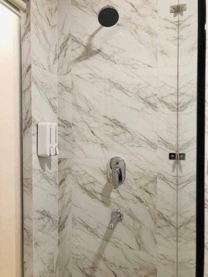 Hotel Ak Suites Patiāla Екстериор снимка