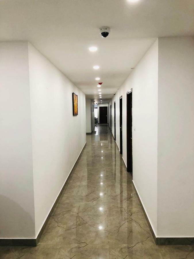 Hotel Ak Suites Patiāla Екстериор снимка
