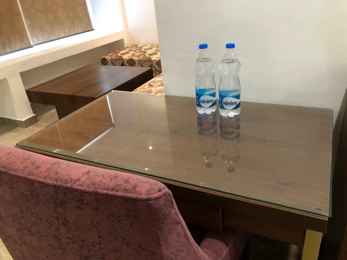 Hotel Ak Suites Patiāla Екстериор снимка